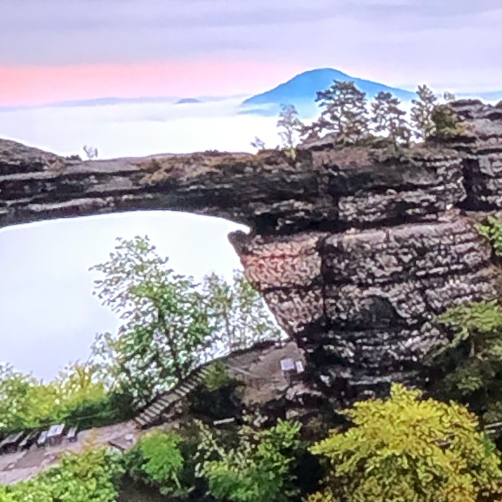 Meet your Posher, Neneng